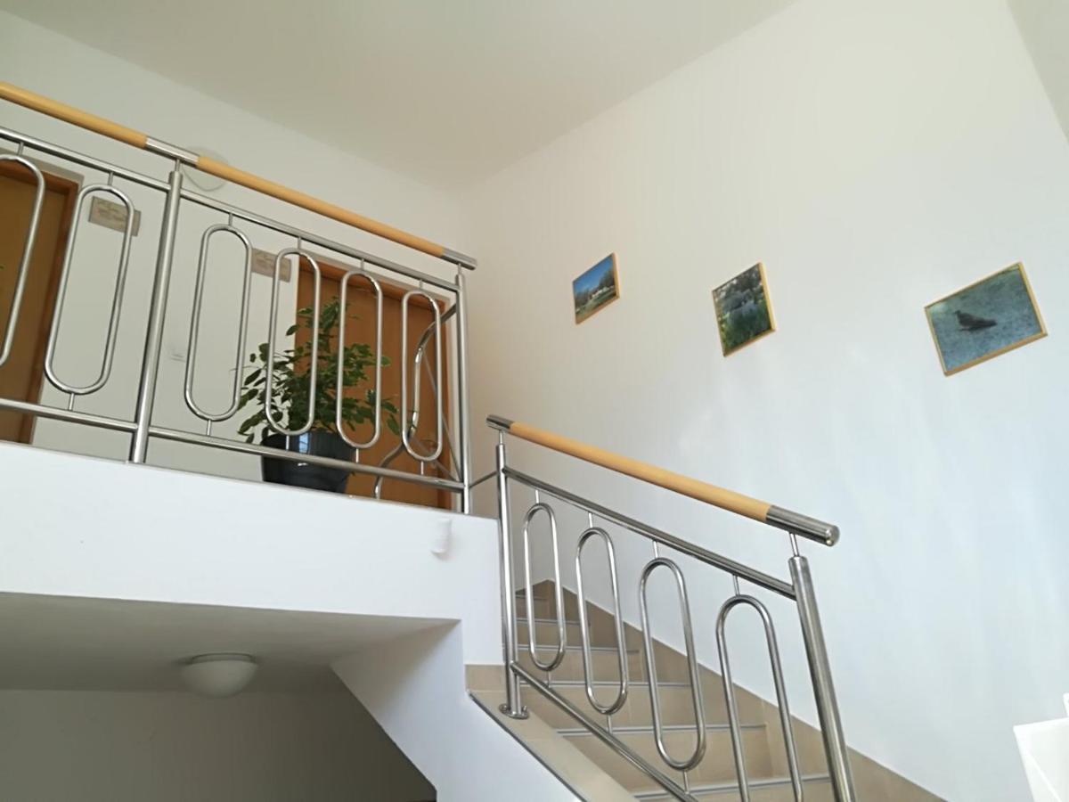 Apartment Mit- Mir Fondole Bagian luar foto