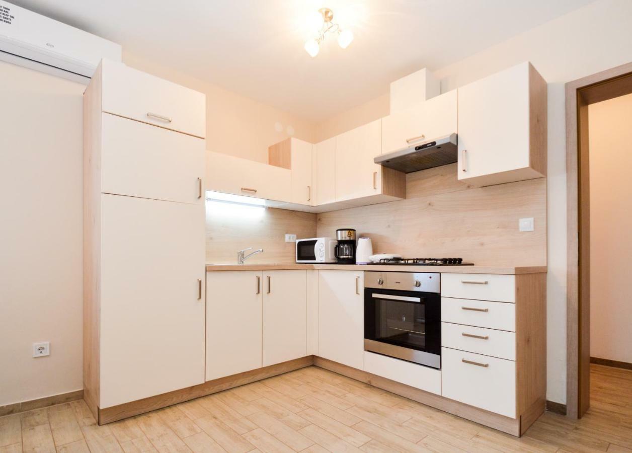 Apartment Mit- Mir Fondole Bagian luar foto