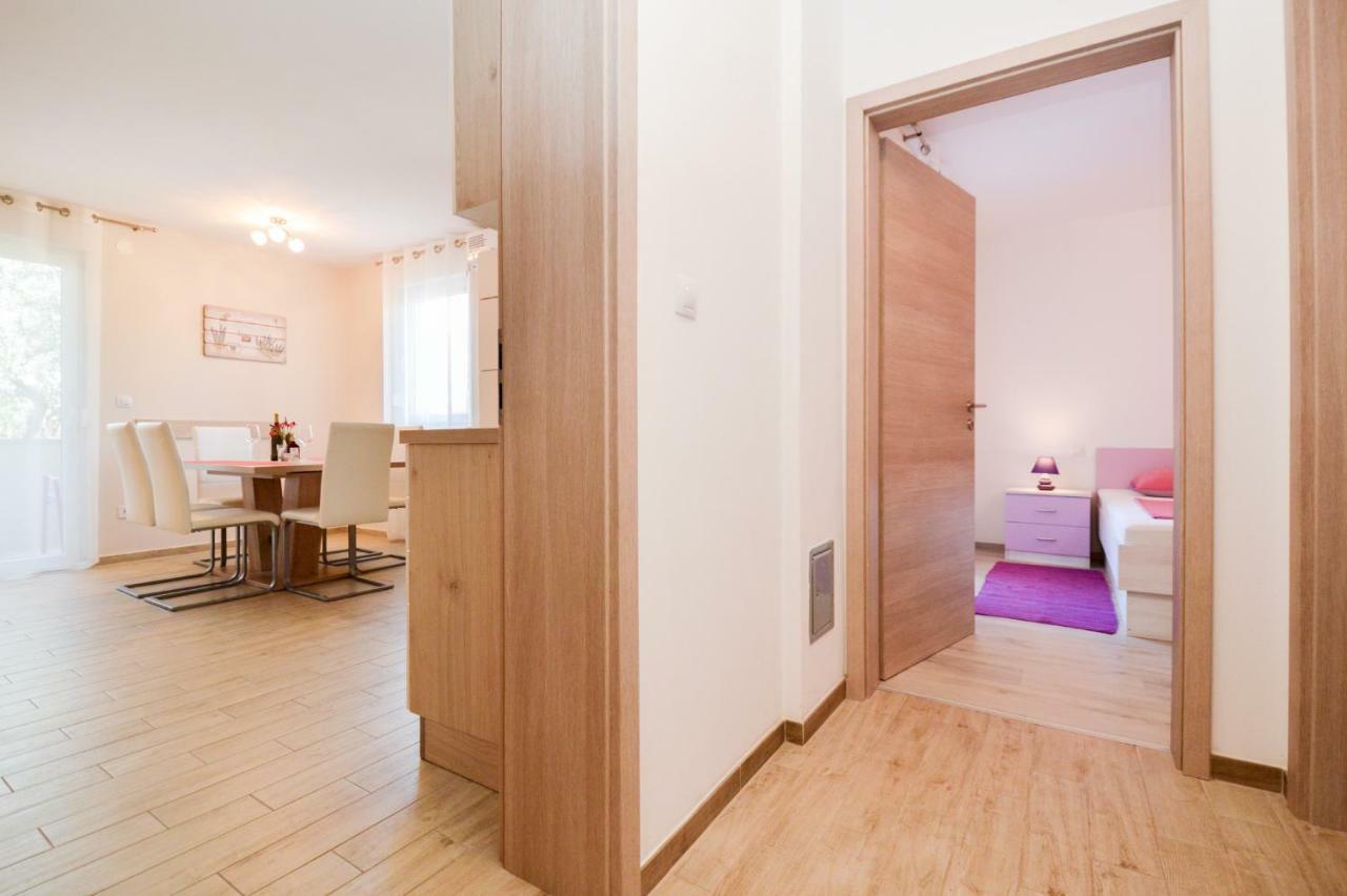 Apartment Mit- Mir Fondole Bagian luar foto