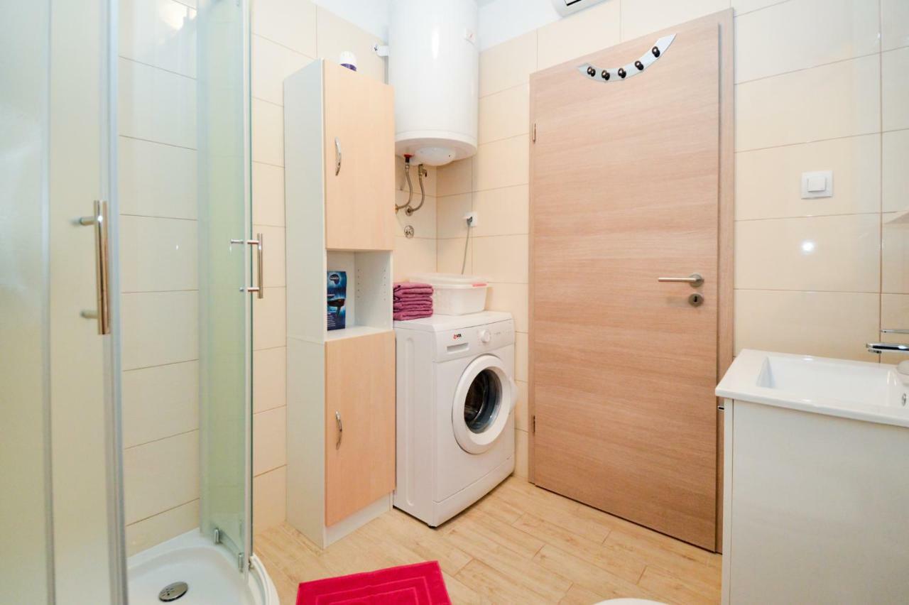 Apartment Mit- Mir Fondole Bagian luar foto