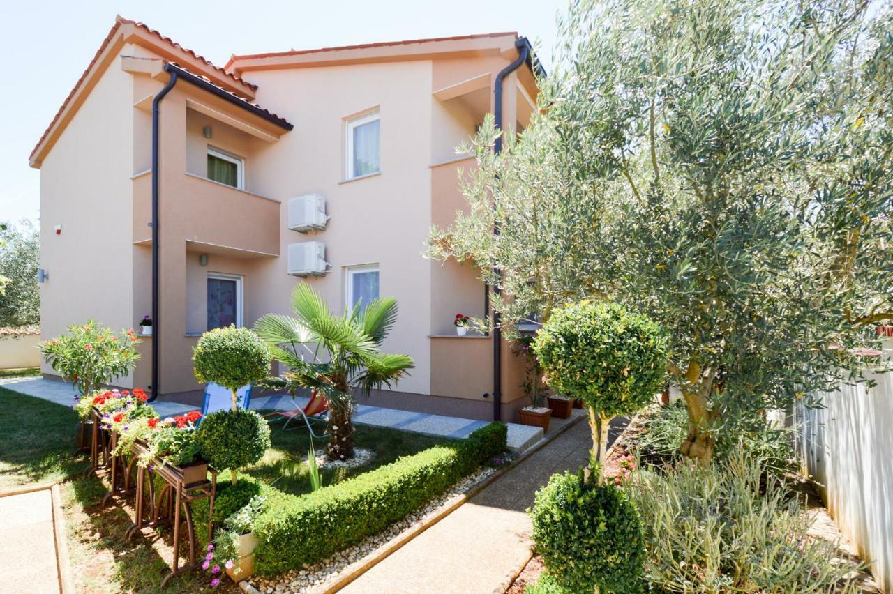 Apartment Mit- Mir Fondole Bagian luar foto