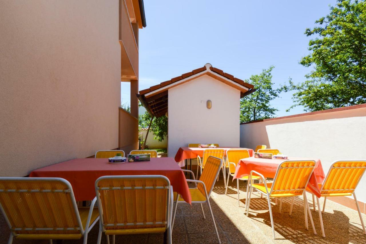 Apartment Mit- Mir Fondole Bagian luar foto